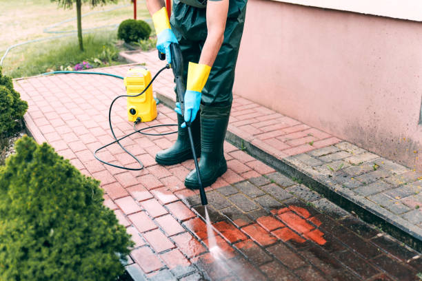 Best Deck Cleaning Services  in Collinsville, AL